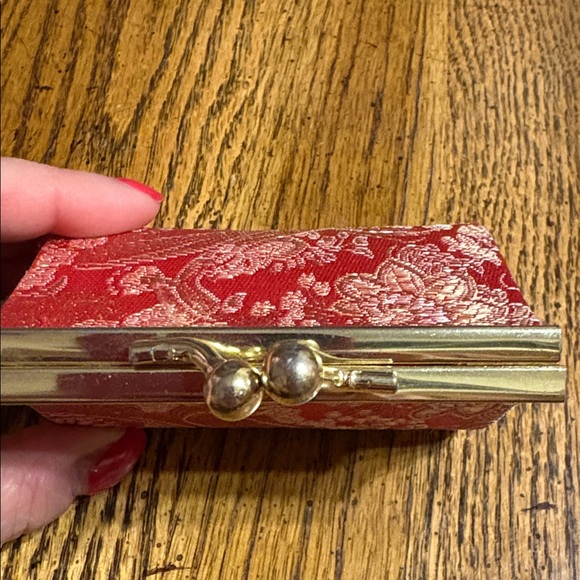 Vintage Silk Floral Kisslock Coin Purse- EUC - Picture 3 of 8